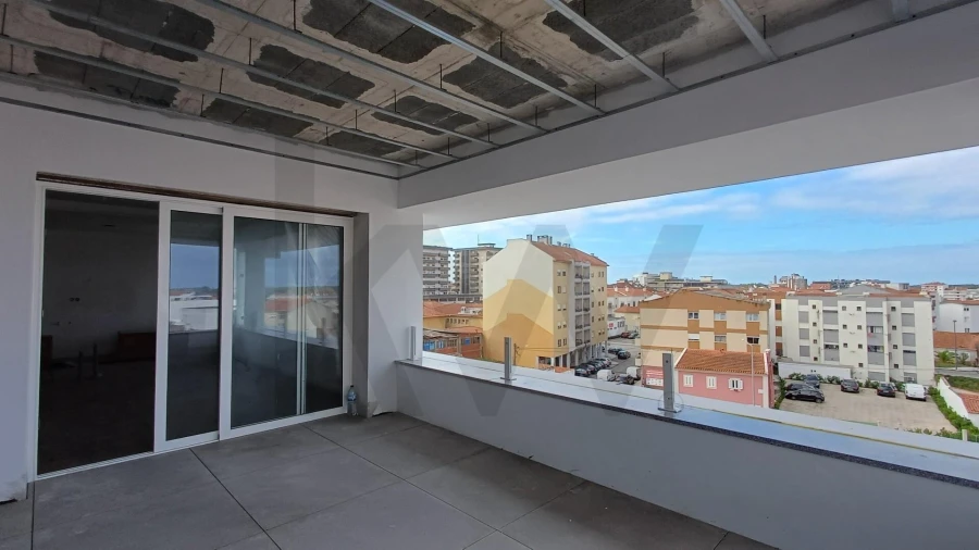 Apartamento T4 para Venda em Marinha Grande Foto 5