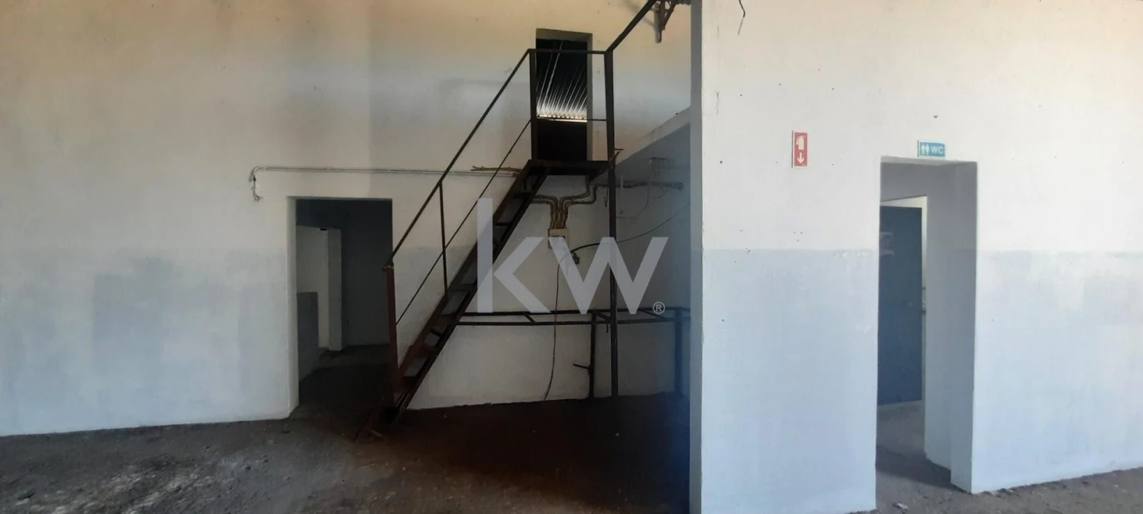 Armazém para Venda em Benavila e Valongo Foto 35