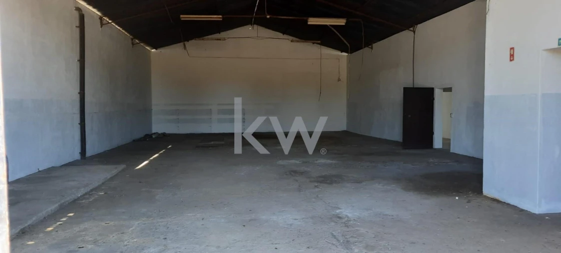 Armazém para Venda em Benavila e Valongo Foto 17