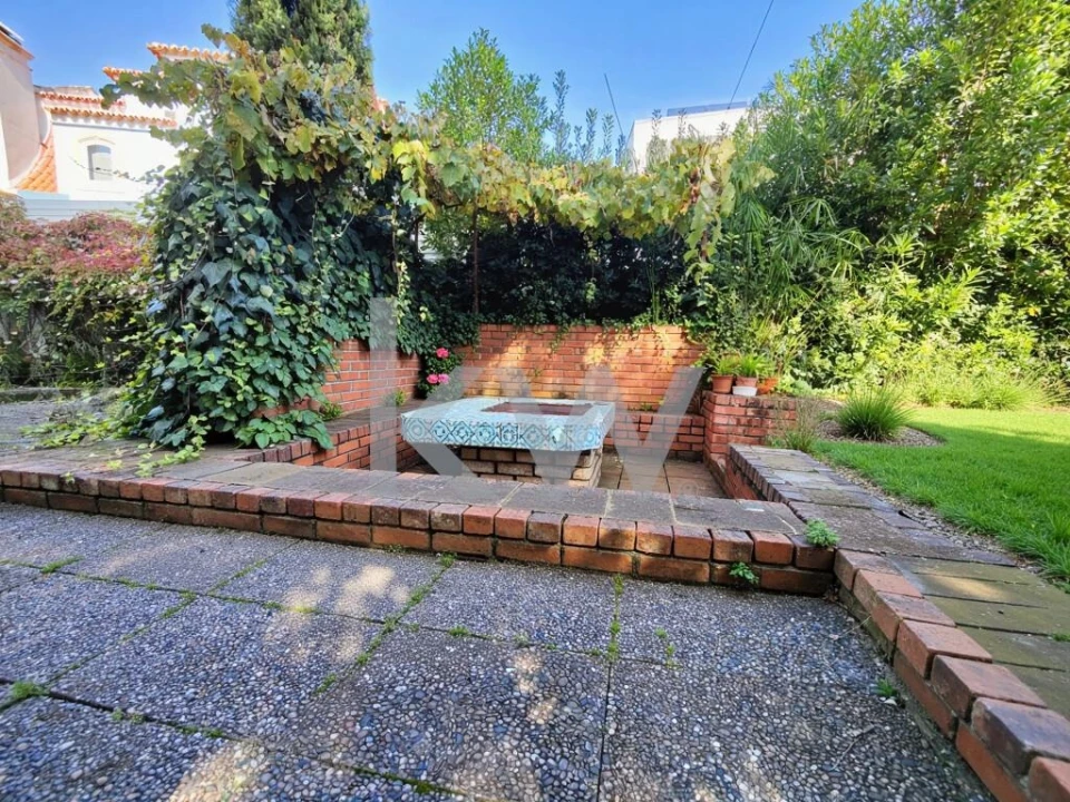 Moradia T5 para Venda em Oeiras e São Julião da Barra, Paço de Arcos e Caxias Foto 4