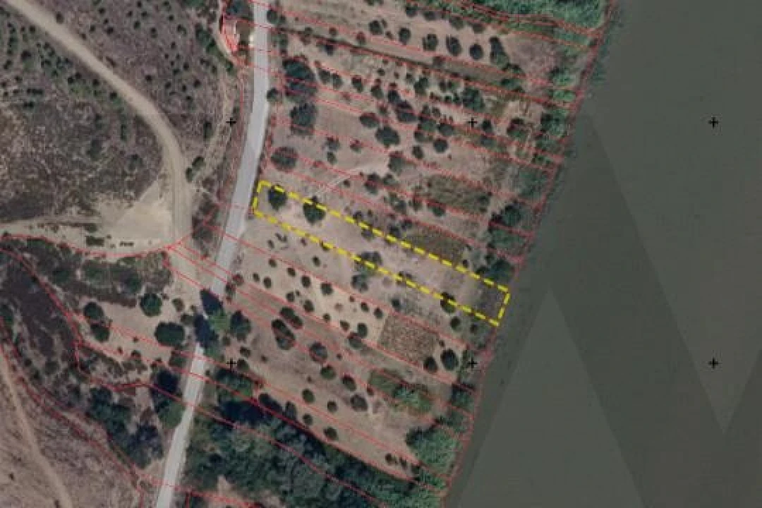 Terreno para Venda em Alcoutim e Pereiro Foto 1