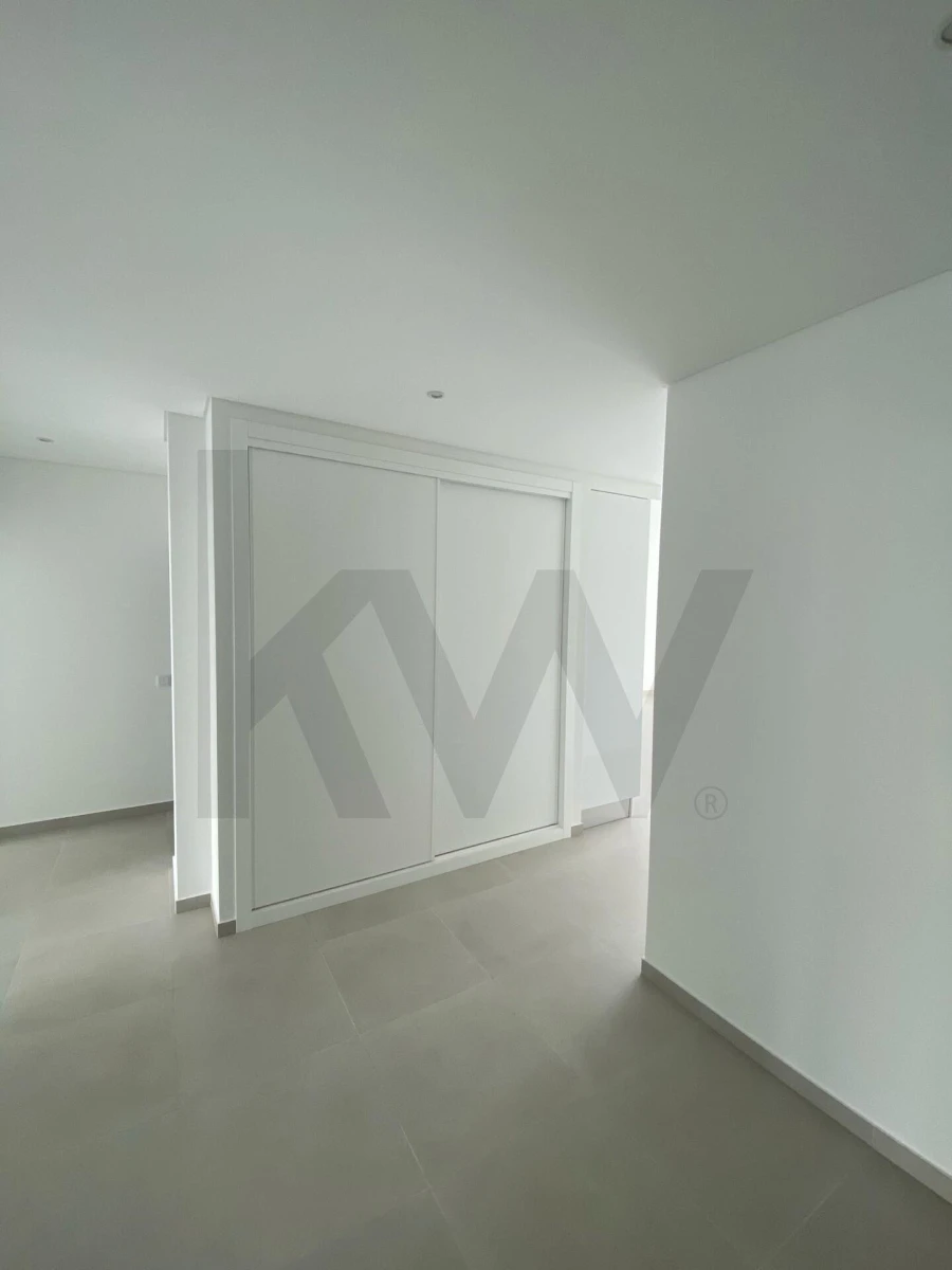 Apartamento T3 para Venda em Nazare Foto 7