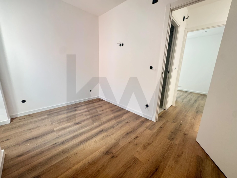 Moradia T2 para Venda em Póvoa de Santa Iria e Forte da Casa Foto 9