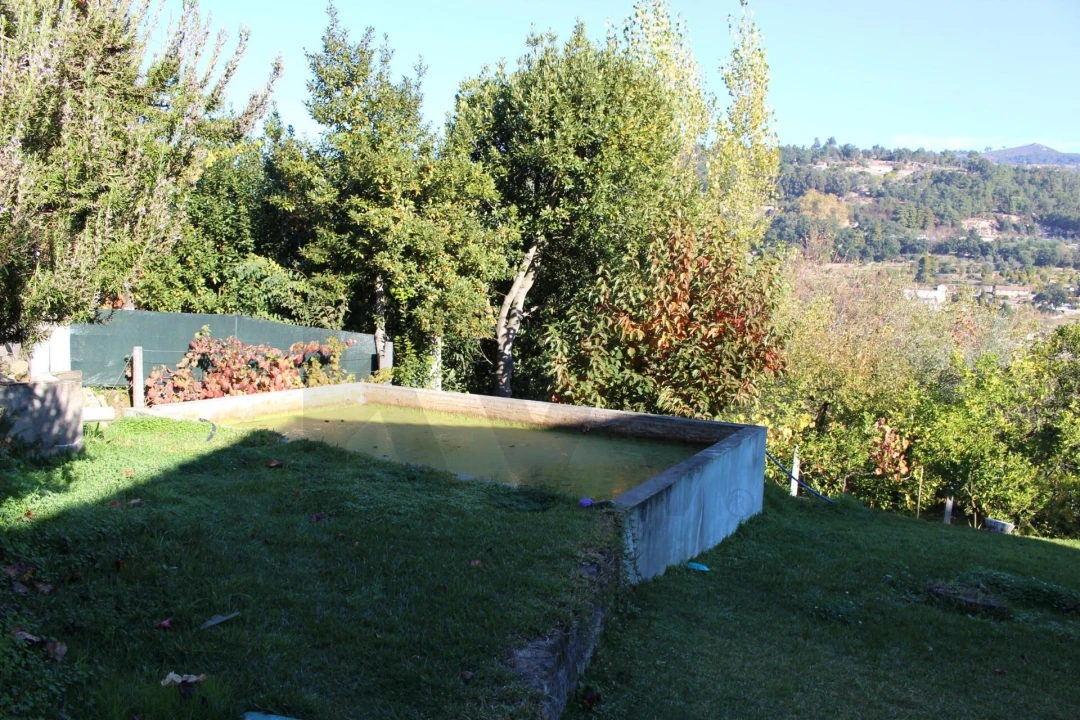 Quinta T2 para Venda em Cinfães Foto 14