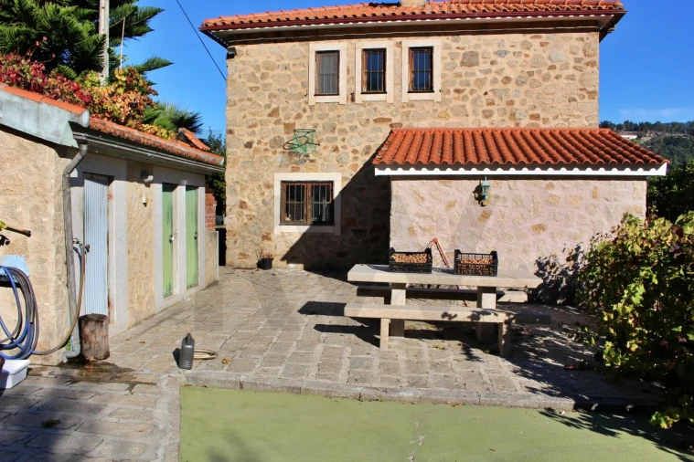 Quinta T2 para Venda em Cinfães Foto 18