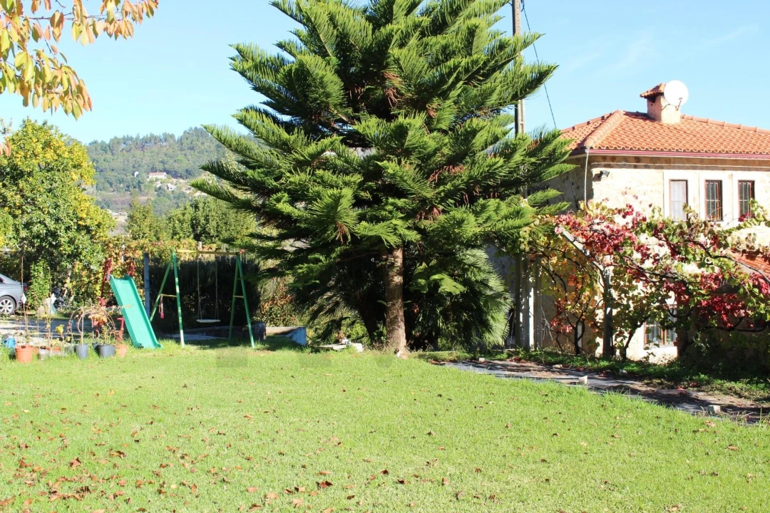 Quinta T2 para Venda em Cinfães Foto 24