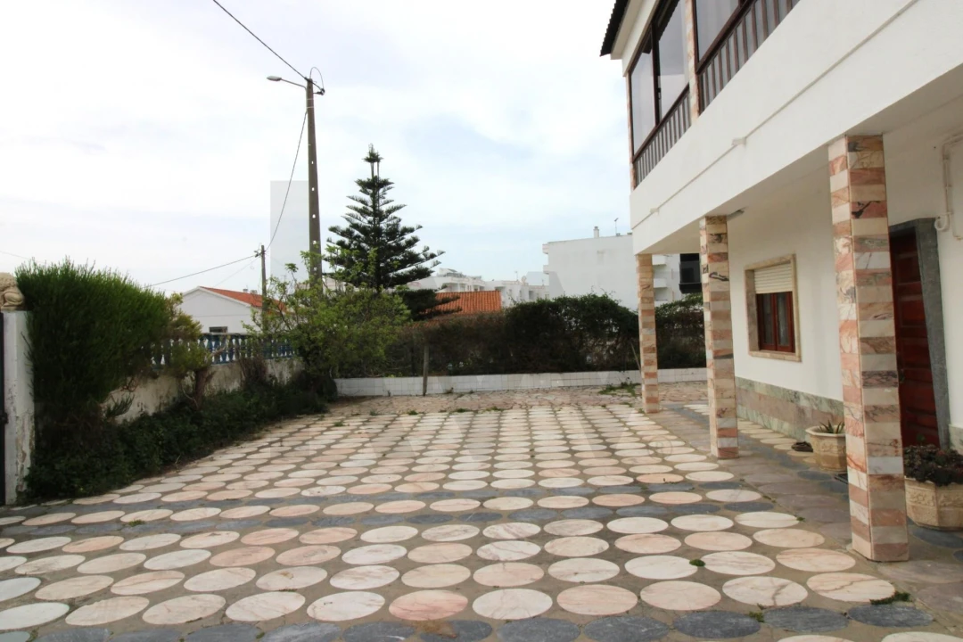 Moradia T4 para Venda em Ericeira Foto 2