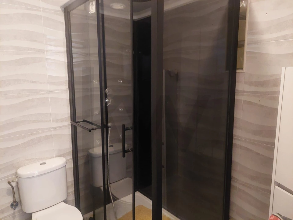 Apartamento T2 para Venda em Alfragide Foto 7