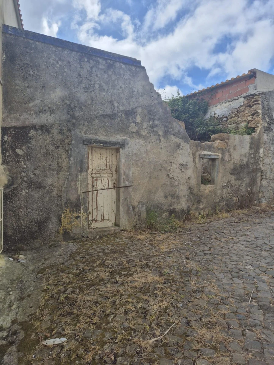 Moradia T2 para Venda em Enxara do Bispo, Gradil e Vila Franca do Rosário Foto 3
