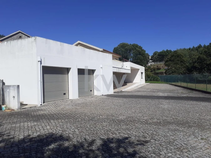 Moradia T5 para Venda em Foz do Sousa e Covelo Foto 3