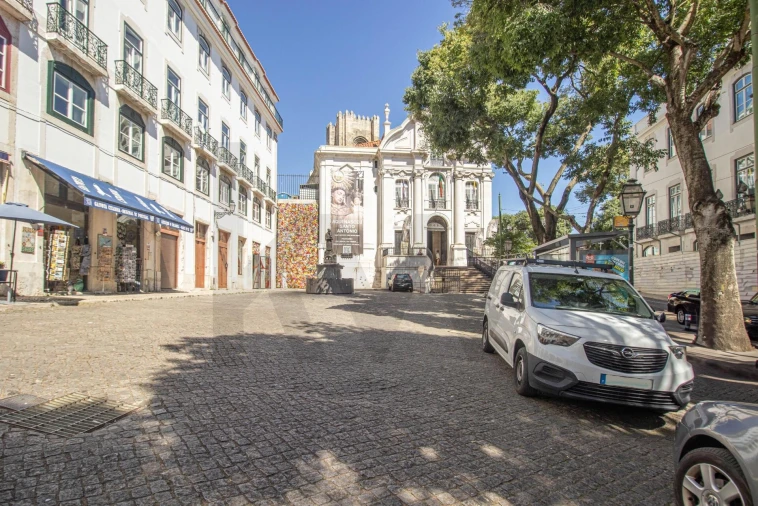 Apartamento T3 para Venda em Santa Maria Maior Foto 38