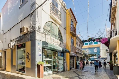 Prédio para Venda em União das Freguesias de Setúbal