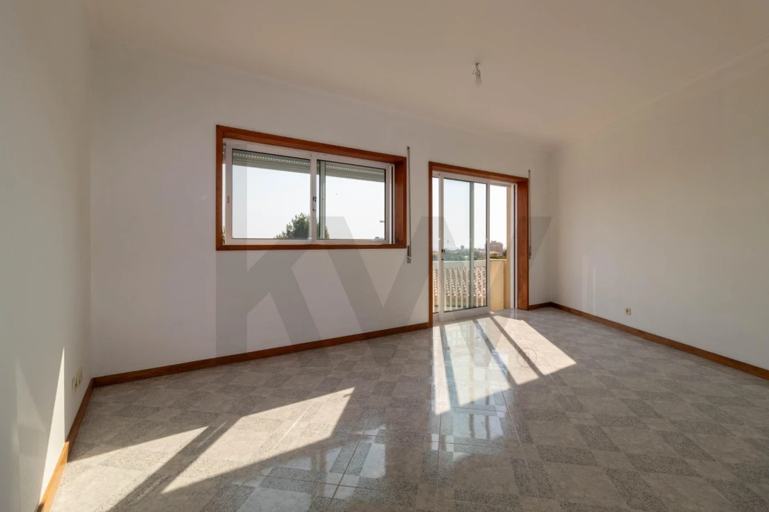 Apartamento T2 para Venda em Anta e Guetim Foto 21