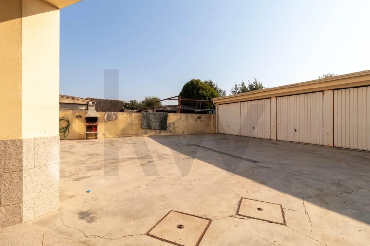 Apartamento T2 para Venda em Anta e Guetim Foto 40