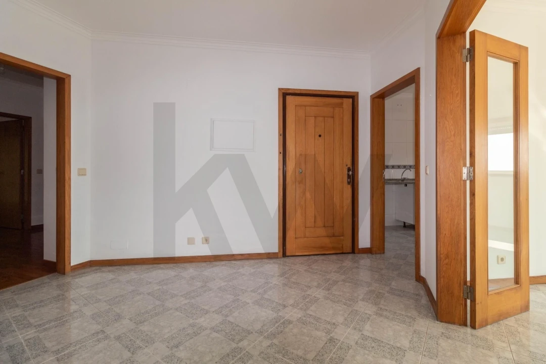 Apartamento T2 para Venda em Anta e Guetim Foto 12