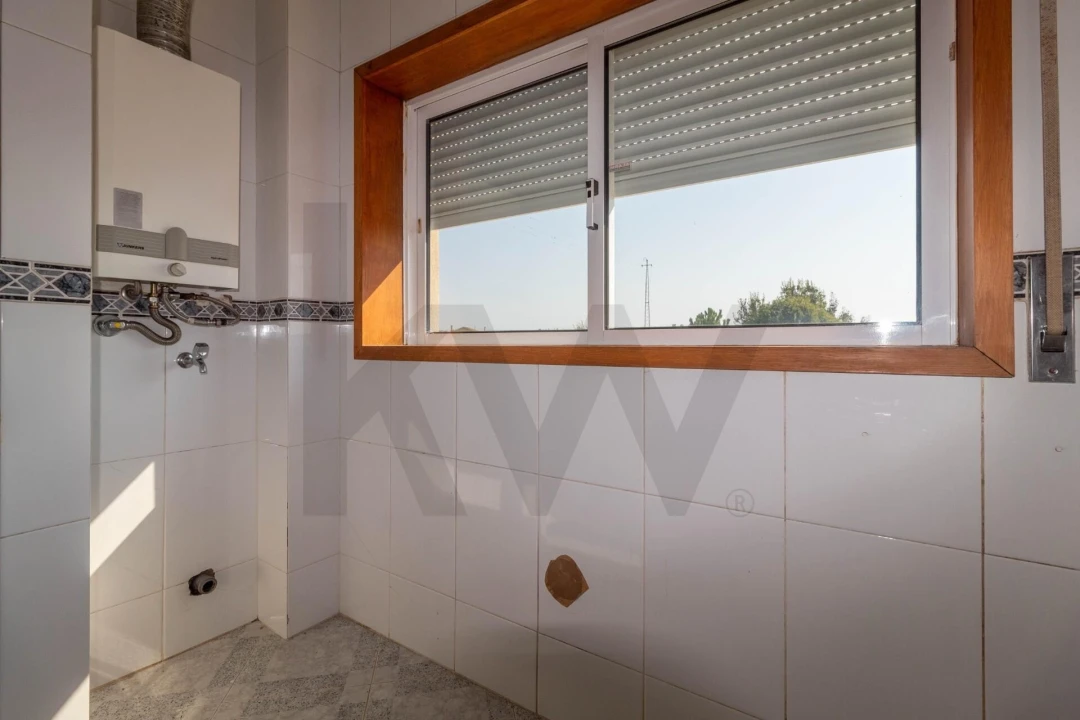 Apartamento T2 para Venda em Anta e Guetim Foto 5