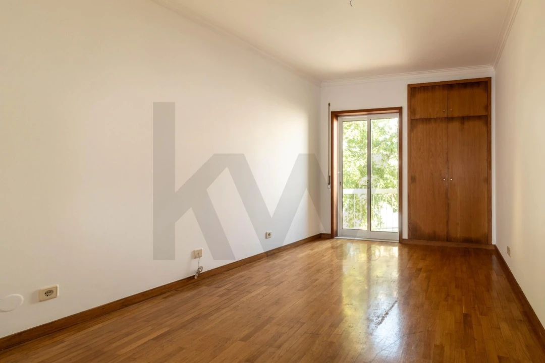 Apartamento T2 para Venda em Anta e Guetim Foto 25