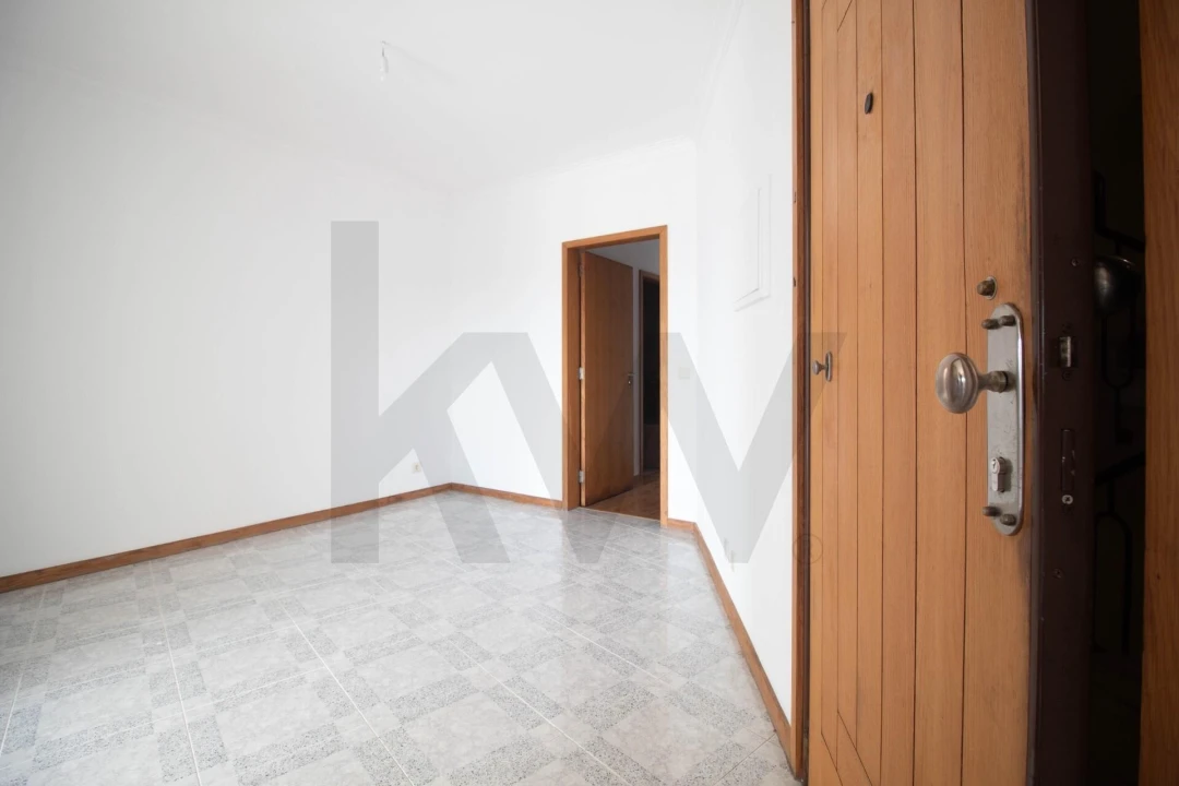 Apartamento T2 para Venda em Anta e Guetim Foto 9