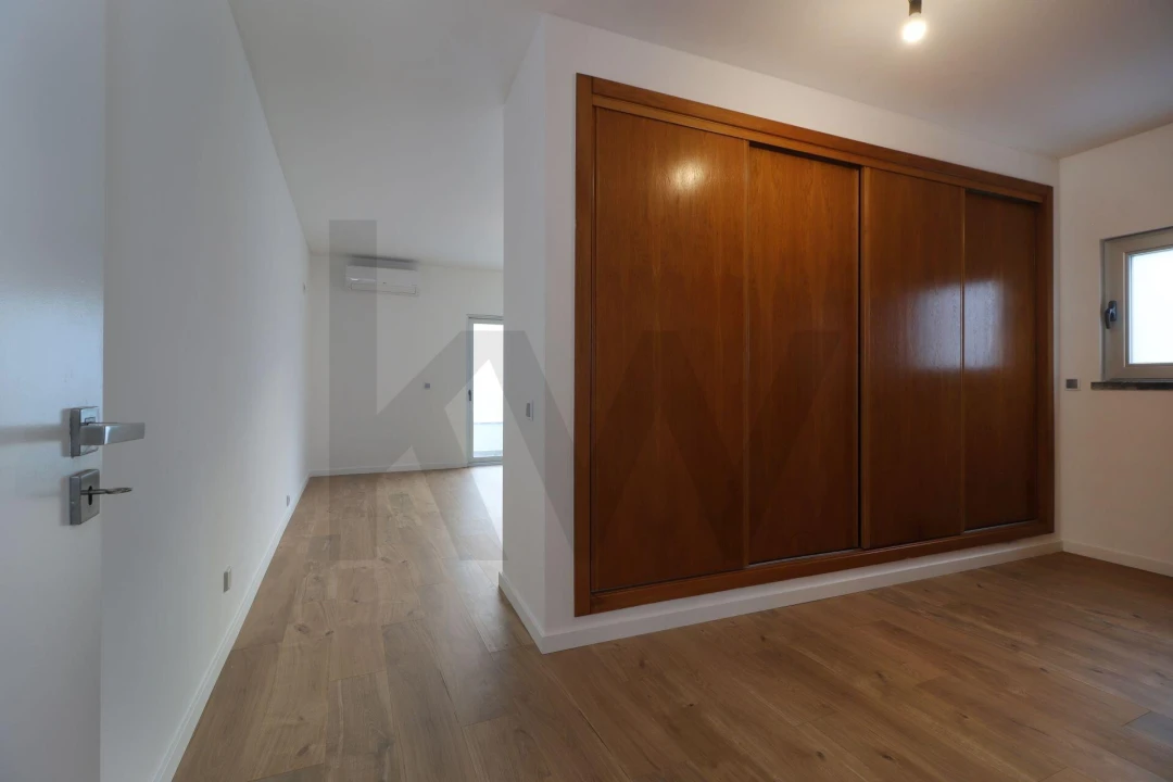 Moradia T4 para Venda em Santa Maria, São Pedro e Matacães Foto 62