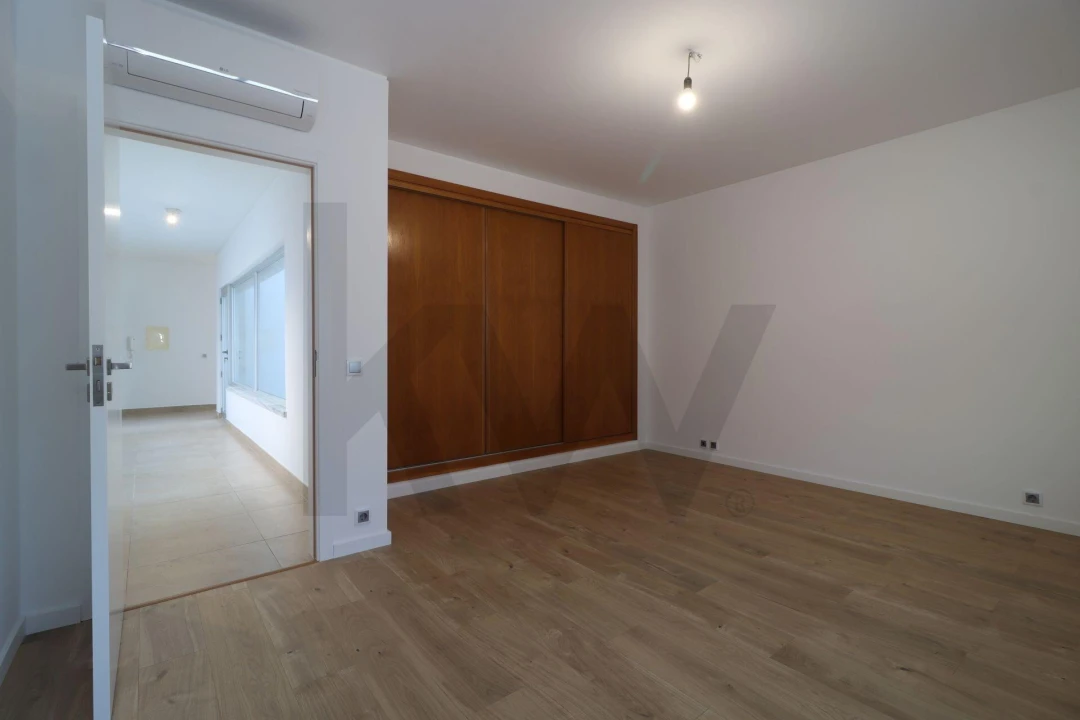 Moradia T4 para Venda em Santa Maria, São Pedro e Matacães Foto 74