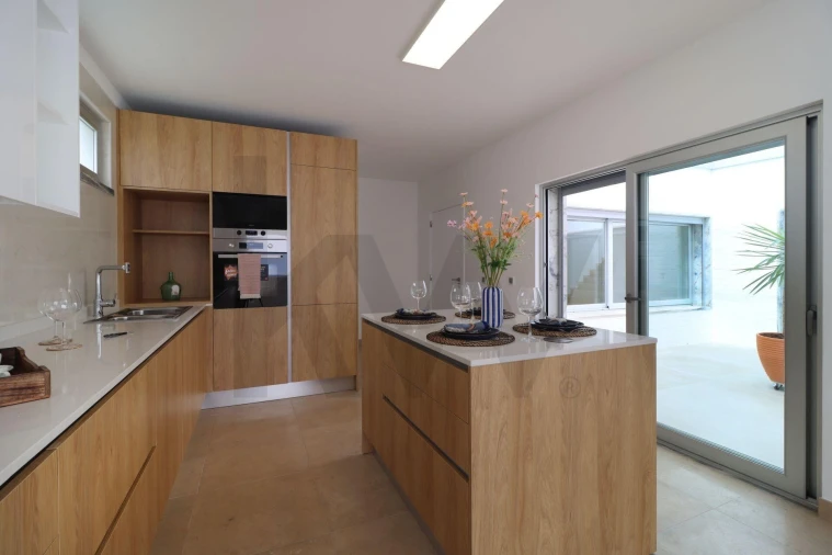 Moradia T4 para Venda em Santa Maria, São Pedro e Matacães Foto 34