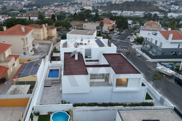 Moradia T4 para Venda em Santa Maria, São Pedro e Matacães Foto 14