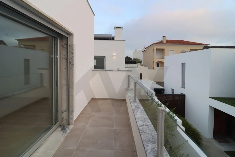 Moradia T4 para Venda em Santa Maria, São Pedro e Matacães Foto 72