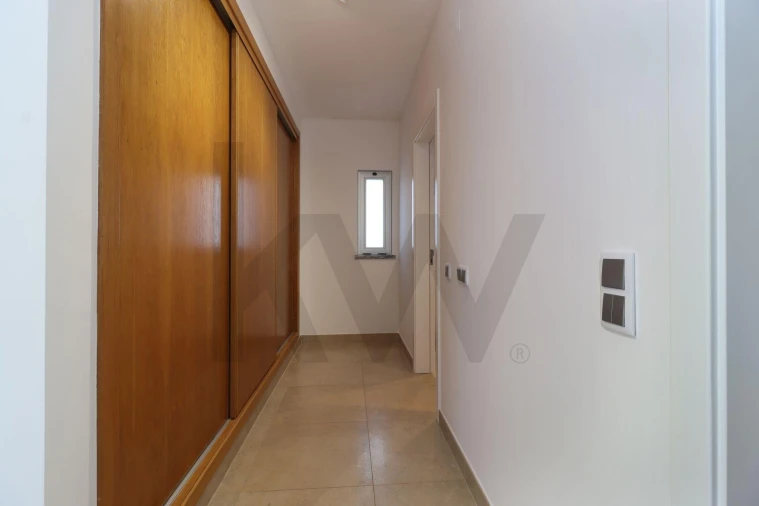 Moradia T4 para Venda em Santa Maria, São Pedro e Matacães Foto 75