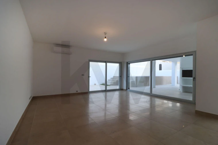 Moradia T4 para Venda em Santa Maria, São Pedro e Matacães Foto 45