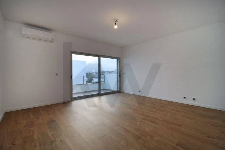 Moradia T4 para Venda em Santa Maria, São Pedro e Matacães Foto 70