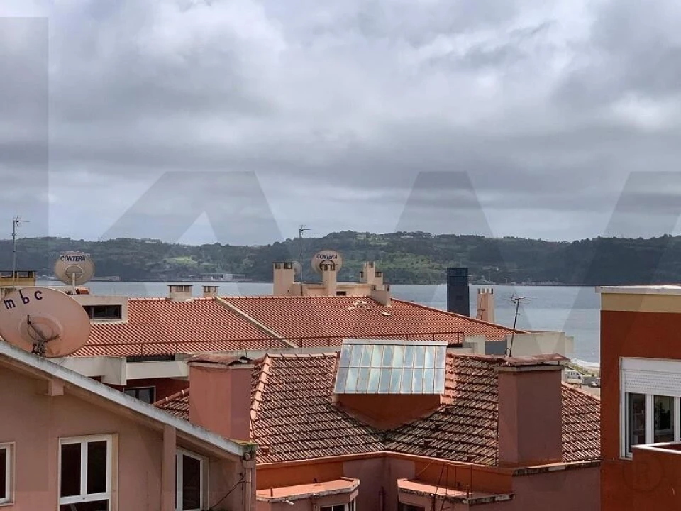 Apartamento T2 para Arrendamento em Algés, Linda-A-Velha e Cruz Quebrada-Dafundo Foto 24