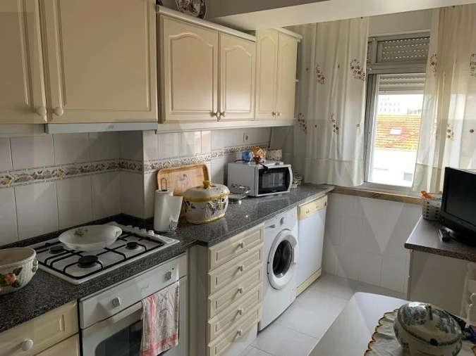 Apartamento T2 para Arrendamento em Algés, Linda-A-Velha e Cruz Quebrada-Dafundo Foto 20