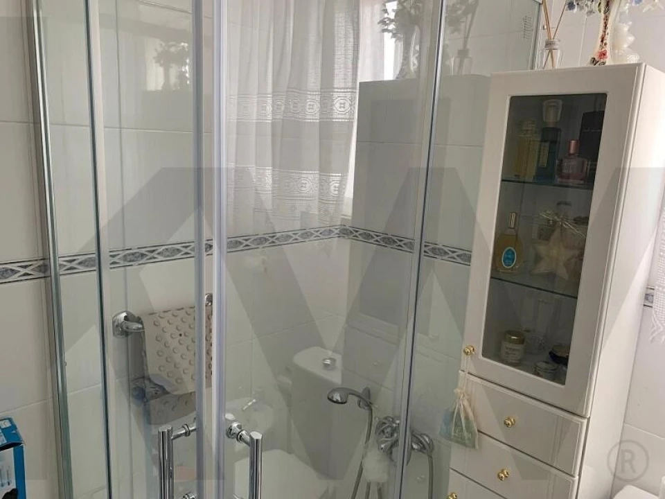 Apartamento T2 para Arrendamento em Algés, Linda-A-Velha e Cruz Quebrada-Dafundo Foto 19