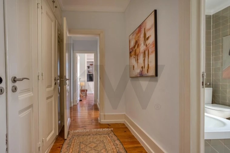 Apartamento T1 para Arrendamento em Santa Maria Maior Foto 8