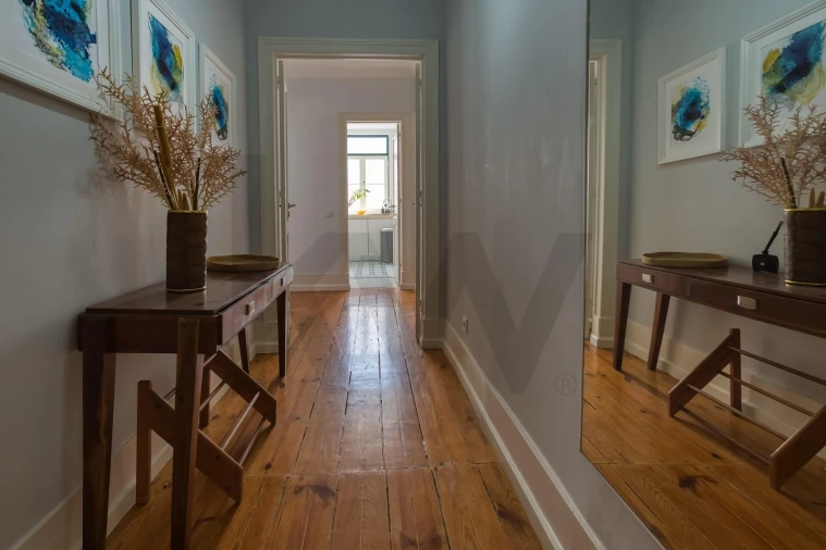 Apartamento T1 para Arrendamento em Santa Maria Maior Foto 4