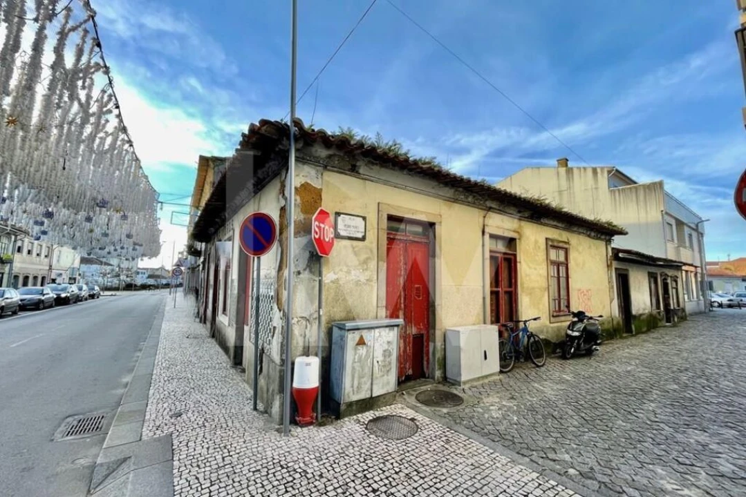 Moradia T3 para Venda em Ovar, São João, Arada e São Vicente de Pereira Jusã Foto 1