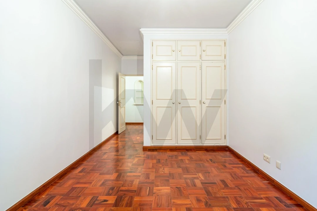 Moradia T4 para Venda em Algueirão-Mem Martins Foto 18