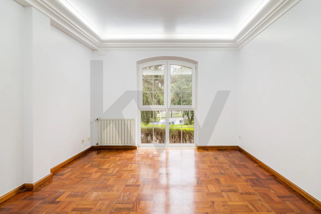 Moradia T4 para Venda em Algueirão-Mem Martins Foto 12