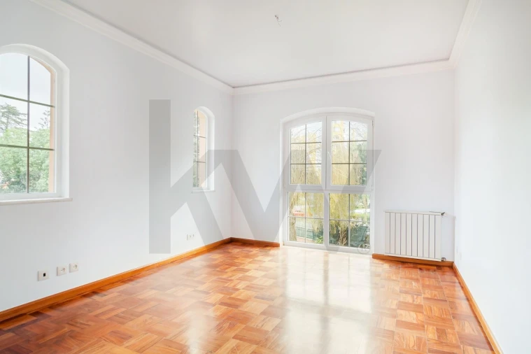 Moradia T4 para Venda em Algueirão-Mem Martins Foto 14