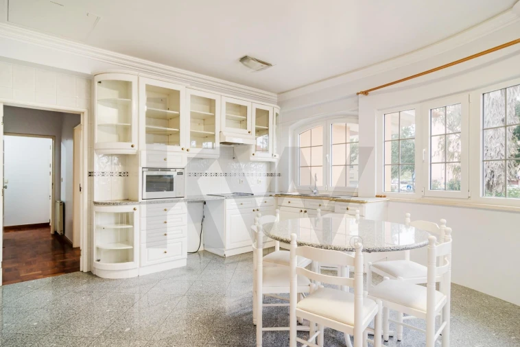 Moradia T4 para Venda em Algueirão-Mem Martins Foto 10