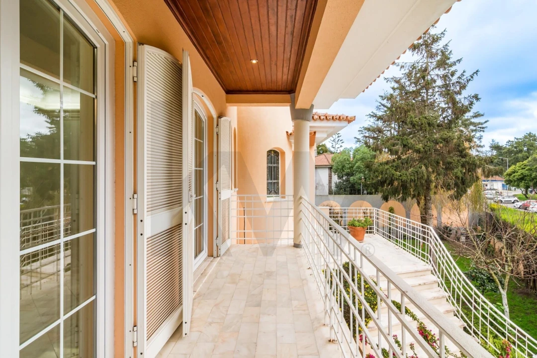 Moradia T4 para Venda em Algueirão-Mem Martins Foto 5