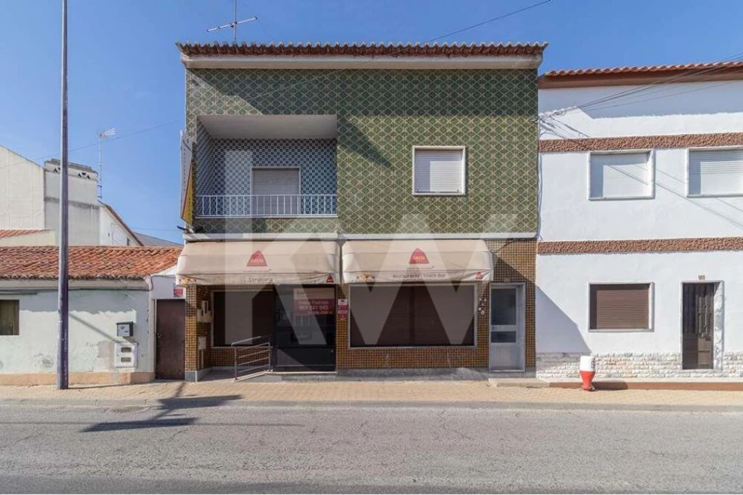 Moradia T4 para Venda em Pego Foto 2