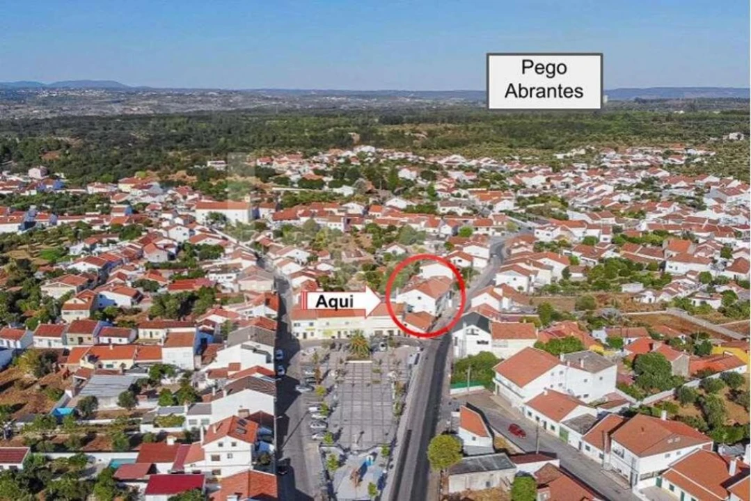 Moradia T4 para Venda em Pego Foto 54