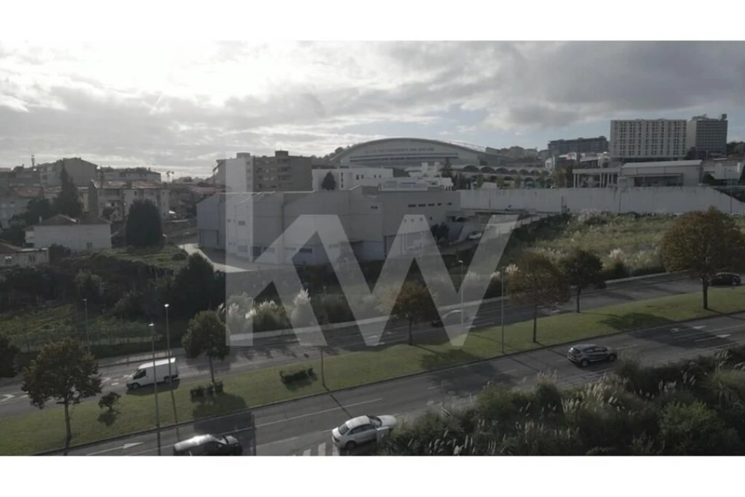 Terreno para Venda em Campanhã Foto 17
