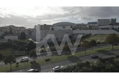 Terreno para Venda em Campanhã