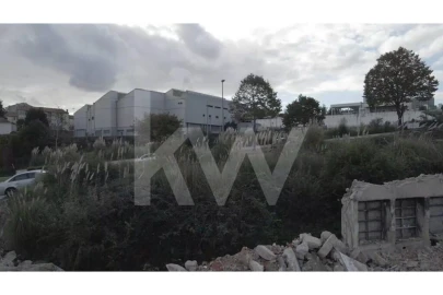 Terreno para Venda em Campanhã