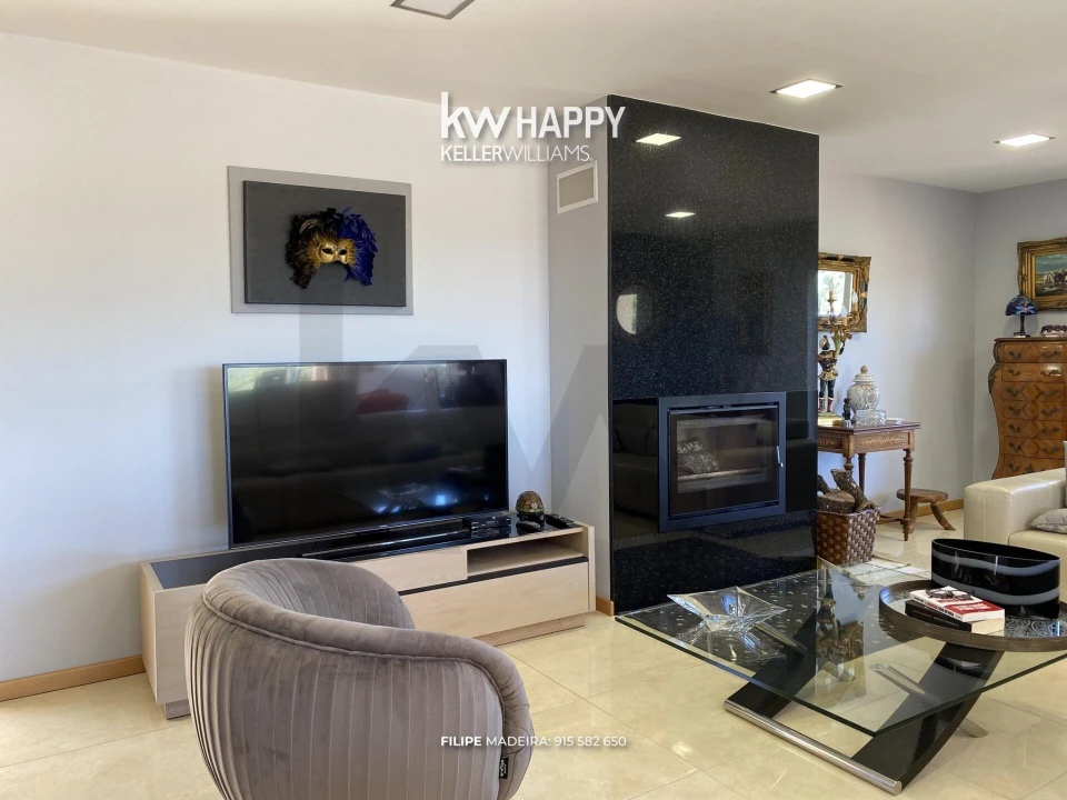 Moradia T5 para Venda em Vale de Estrela Foto 16