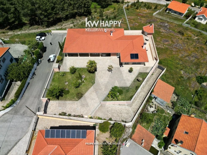 Moradia T5 para Venda em Vale de Estrela Foto 5