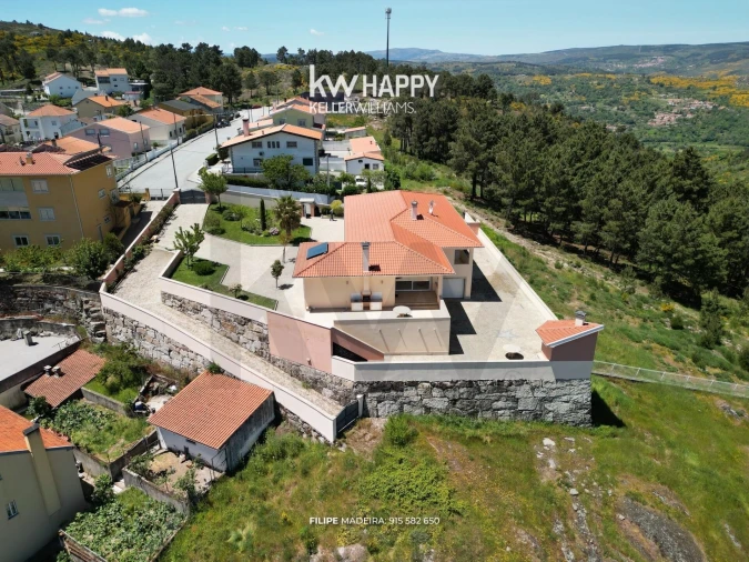 Moradia T5 para Venda em Vale de Estrela Foto 3