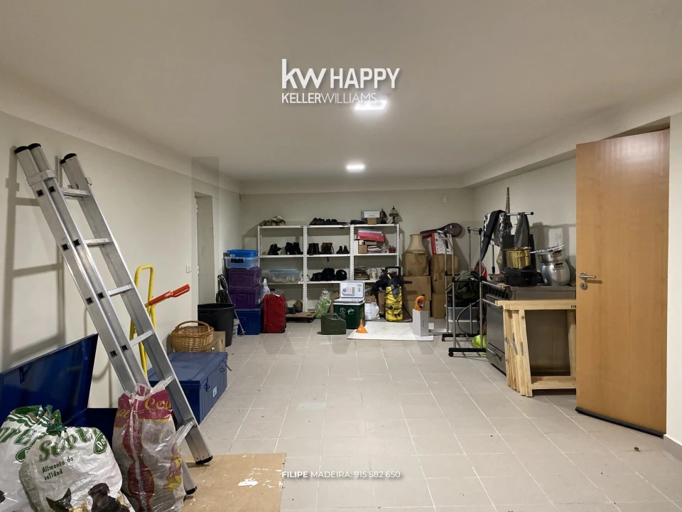 Moradia T5 para Venda em Vale de Estrela Foto 79